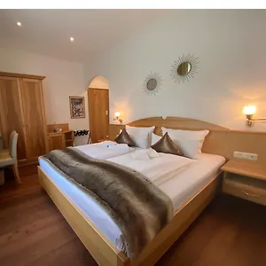4* Hotel Strasser